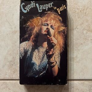 Cyndi Lauper in Paris VHS Tape